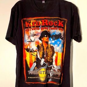 Vintage 2009 Kid Rock Concert T-shirt Tour  Troops